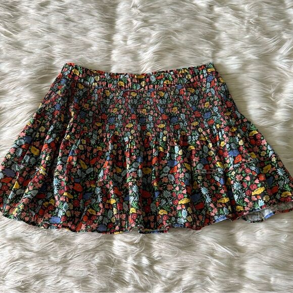 Perseverance London Floral Smocked Tiered Skirt in Multicolor - Picture 6 of 9